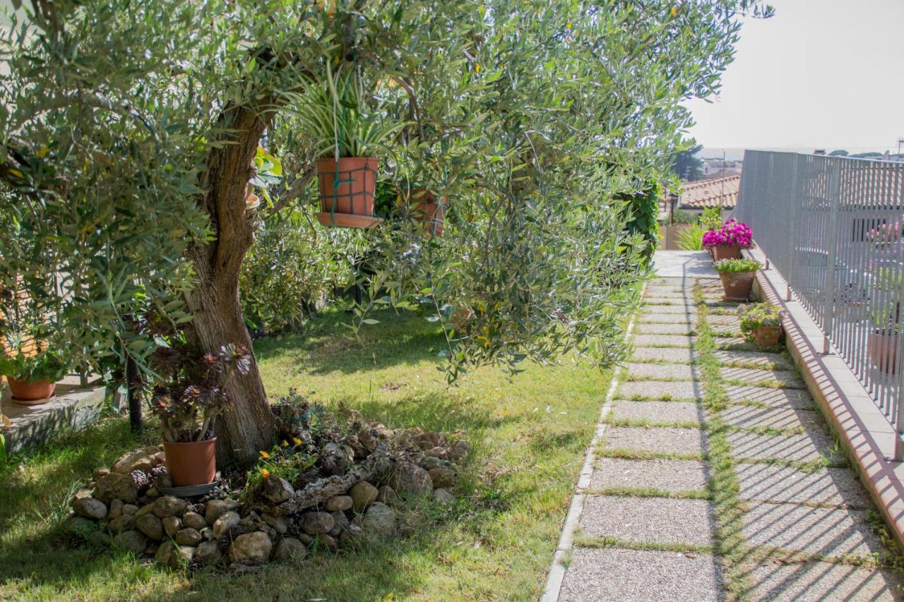 Casa D'Amare - A 600 Mt Dalla Spiaggia Follonica Bagian luar foto