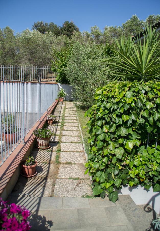Casa D'Amare - A 600 Mt Dalla Spiaggia Follonica Bagian luar foto